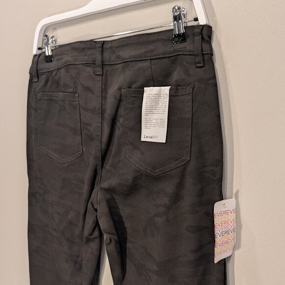 Level99 Evereve Jogger Pants Midnight Camo Casual Travel Sporty Chic - Size 29 - Picture 4 of 10
